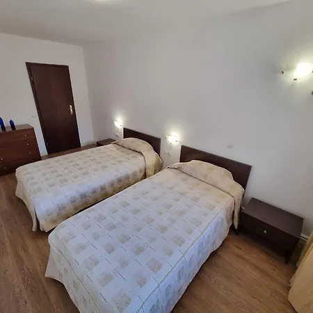 2405 Cosy Mountain View - 100mbps Wifi 아파트