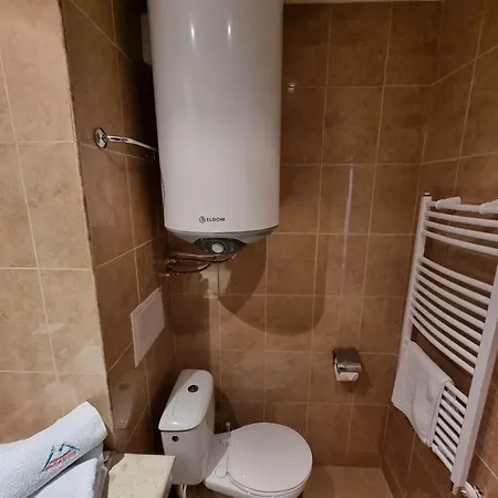 2405 Cosy Mountain View - 100mbps Wifi 아파트